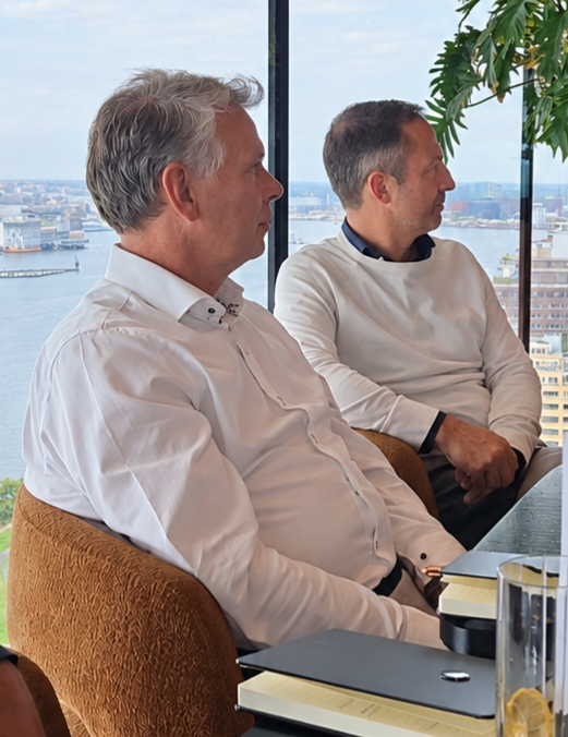 Guests listening during Food for Thought at MOON Amsterdam